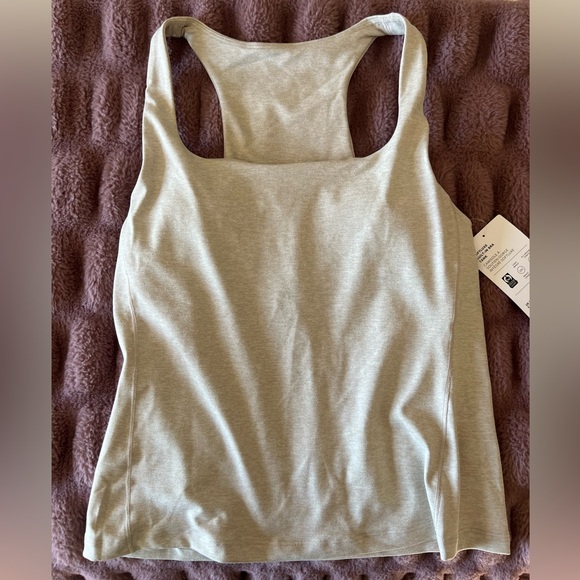 Athleta soft luxe built-in bra tank - Picture 2 of 3